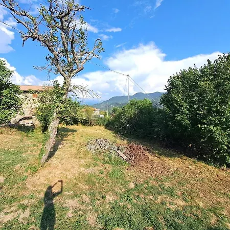 With Panoramic Views At Minucciano ! Magliano in Garfagnana