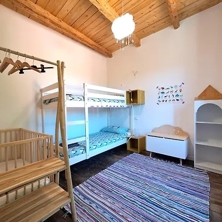 With Panoramic Views At Minucciano !